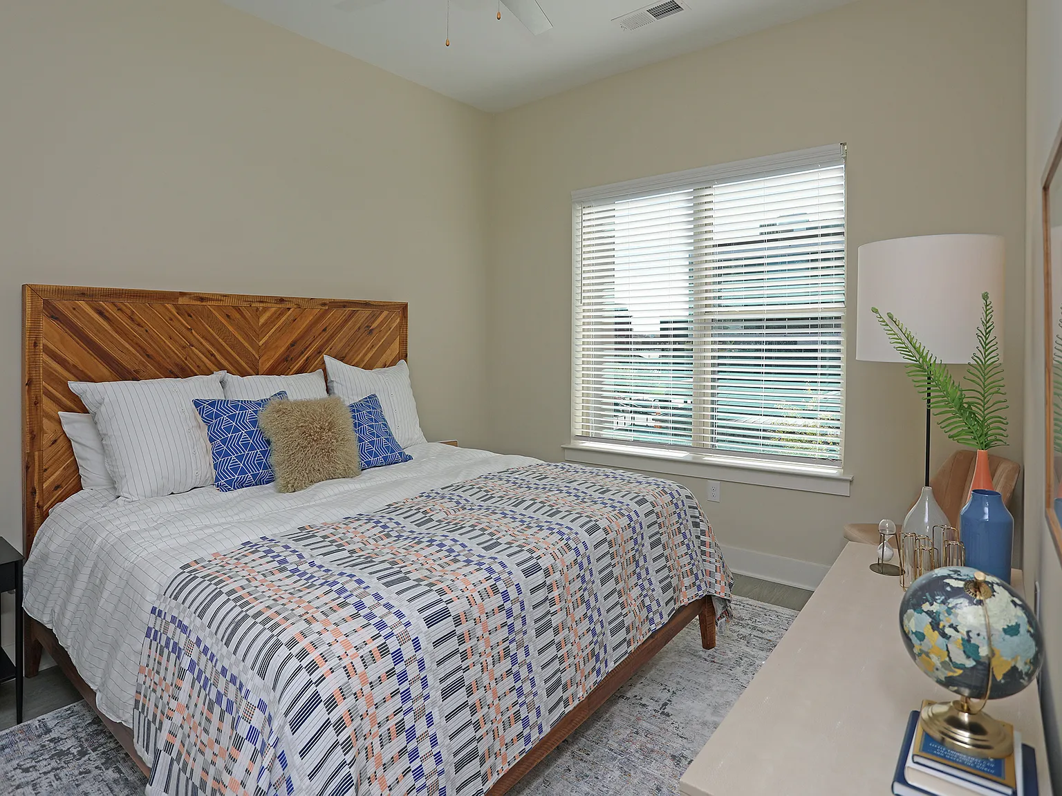 Link Apartments Innovation Quarter — Photo 4