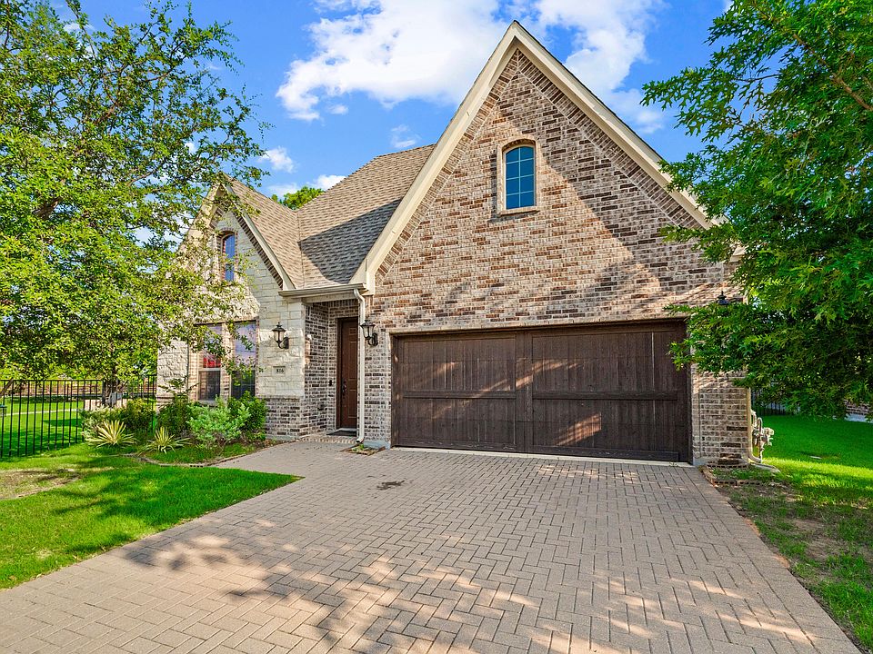 1st image of 816 Brookstone Ct