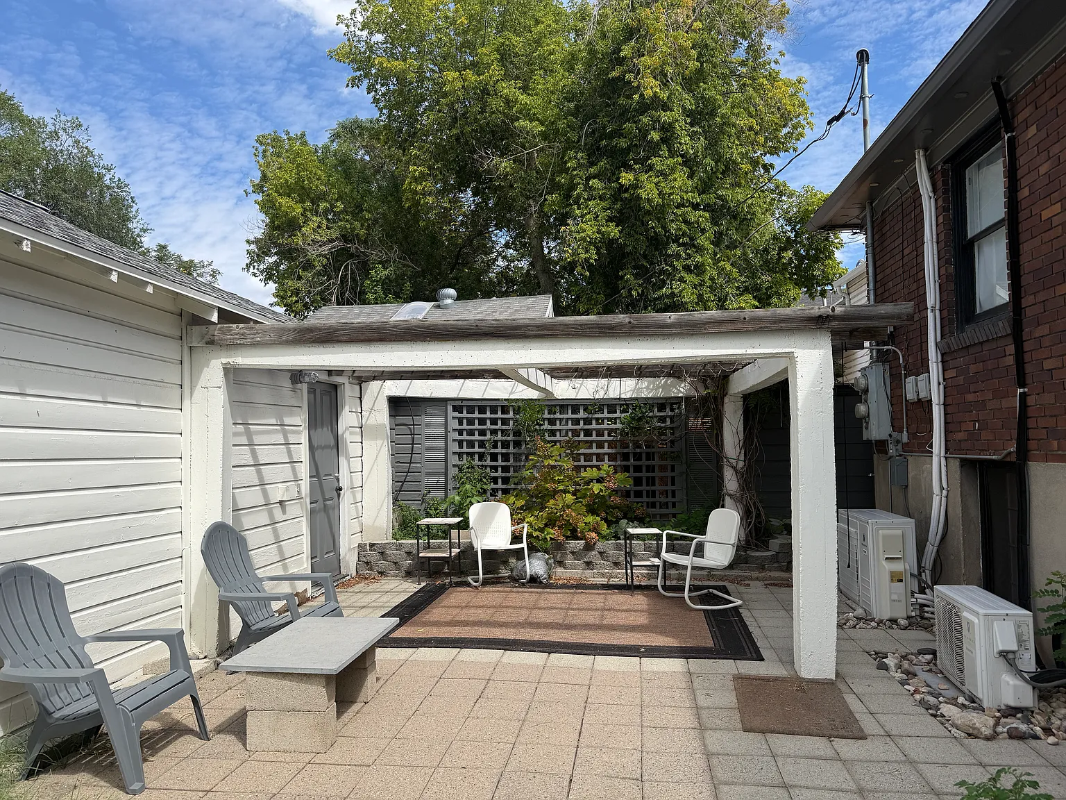 1 bed, 700 sqft, $1,300 — Photo 3