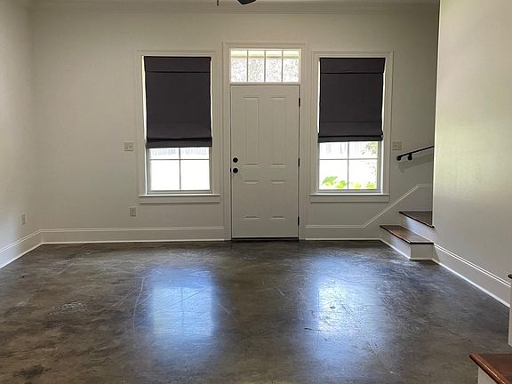 2nd image of 13805 Azalea Dr