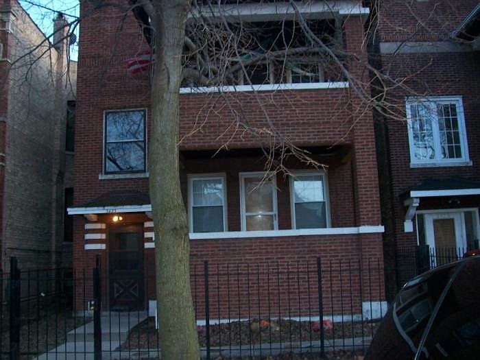 1st image of 3423 W Evergreen Ave