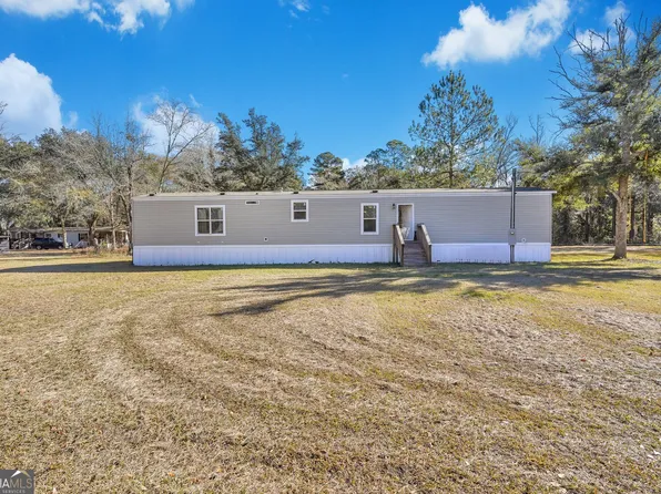 226 Old River Rd S, Brooklet, GA 30415