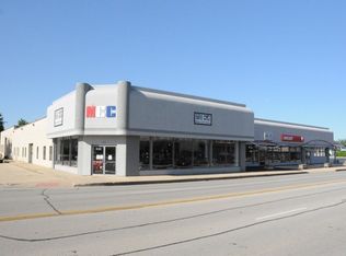 443 E Saint Charles Rd, Villa Park, IL 60181