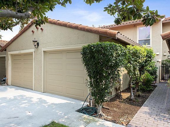 2nd image of 134 Salice Way
