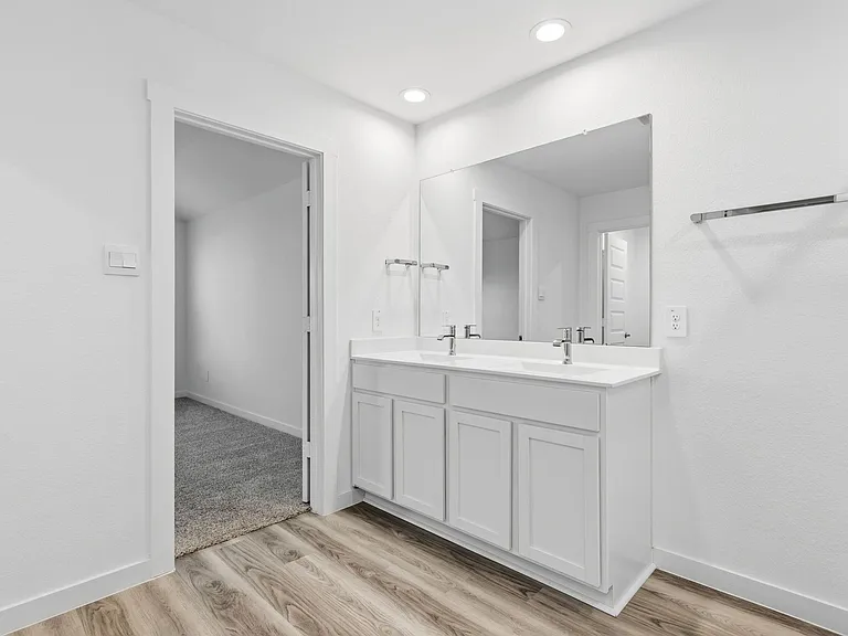 31514 Avebury Lake Ln — Photo 17