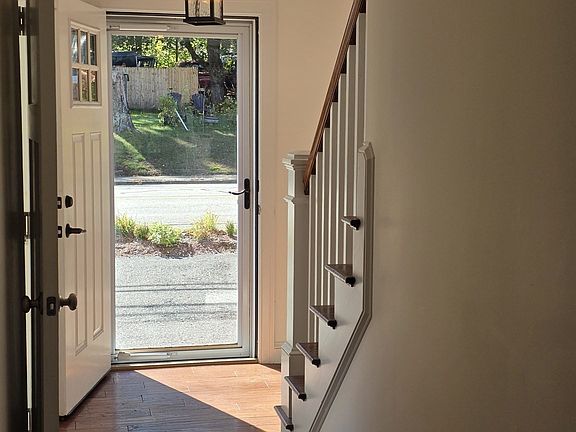 4th image of 219 Main St #1