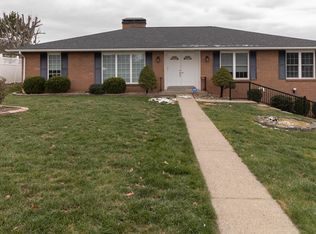 110 Village Dr, Bridgeport, WV 26330