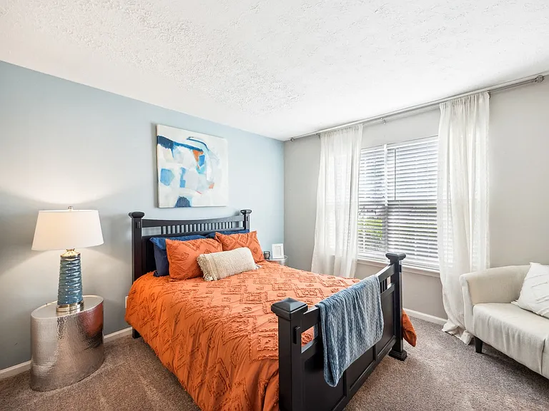 River Oak Apartments — Photo 18