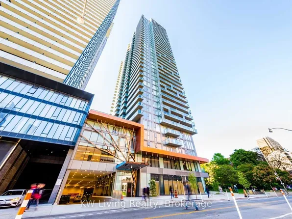 50 Wellesley St E, Toronto, ON