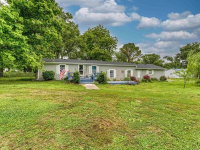 310 S 6th St, Deepwater, MO, 64740