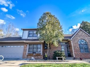 3301 S Rolling Oak Dr, Bloomington, IN
