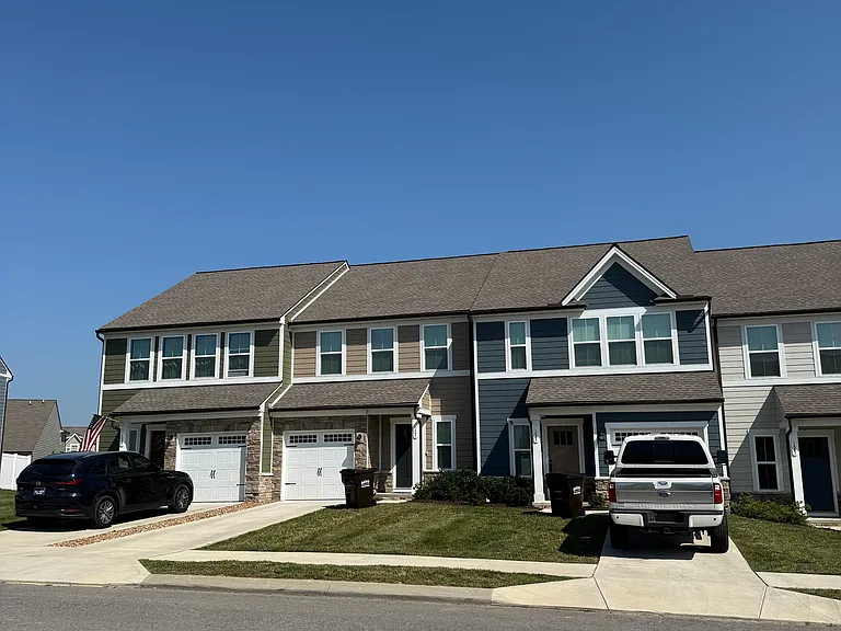 125 Primrose Ln — Photo 1