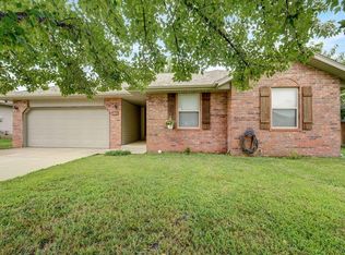 4372 W Madison St, Springfield, MO 65802
