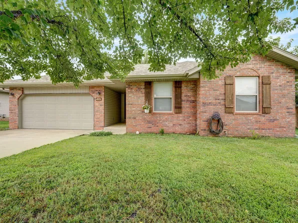 4372 W Madison Street, Springfield, MO 65802