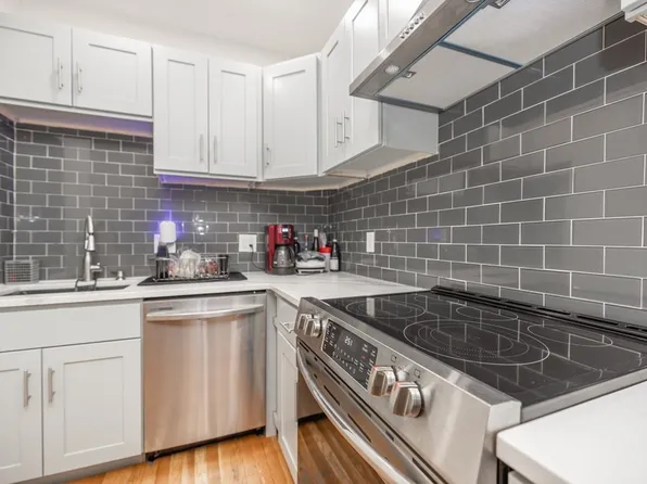 286 Ferry St Unit 286, Everett, MA 02149