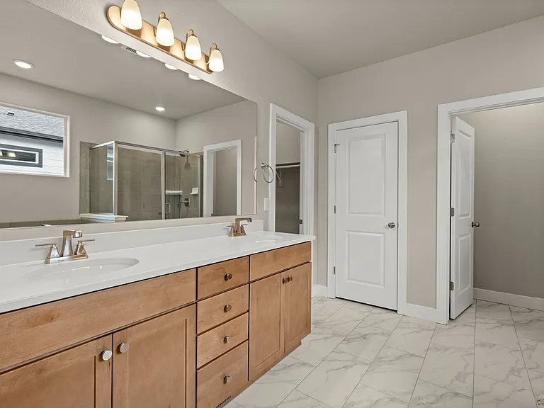 16353 Cattle Creek Ct — Photo 24
