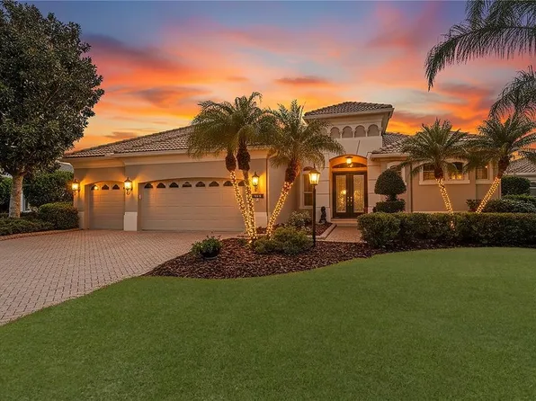 7012 Twin Hills Ter, Lakewood Ranch, FL 34202