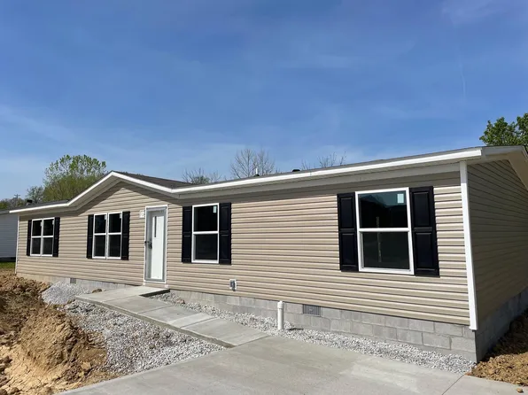 18 Edward St, Carrollton, KY 41008