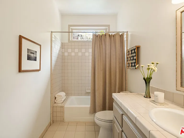 454 Sycamore Rd — Photo 23
