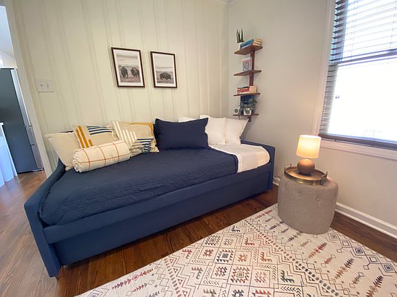 5th image of 1008 N Buchanan Blvd #A