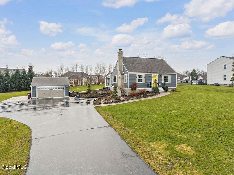 3rd image of 312 Boght Road
