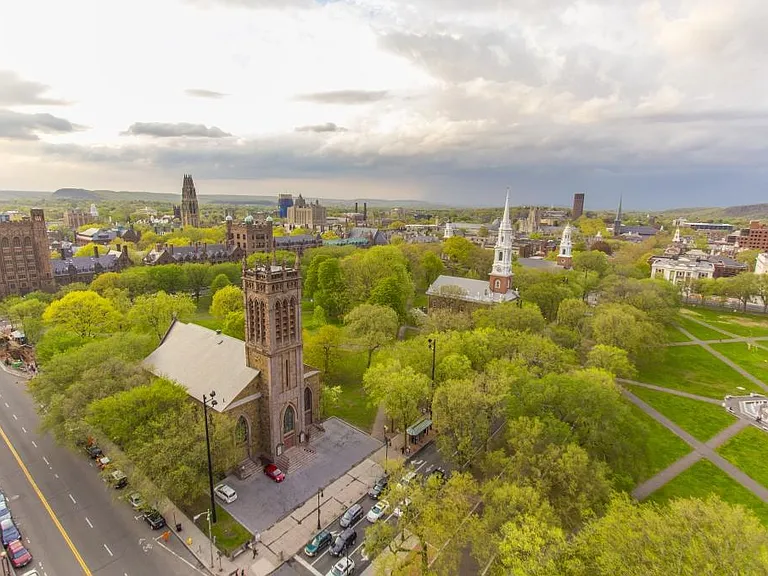 RESIDENCE ON THE GREEN (900 CHAPEL TOWER) — Photo 15