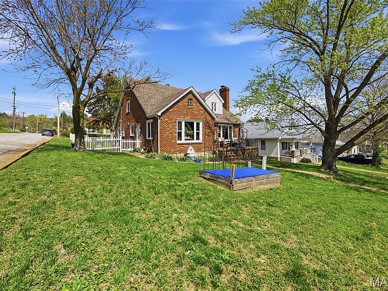 Listing photo 4