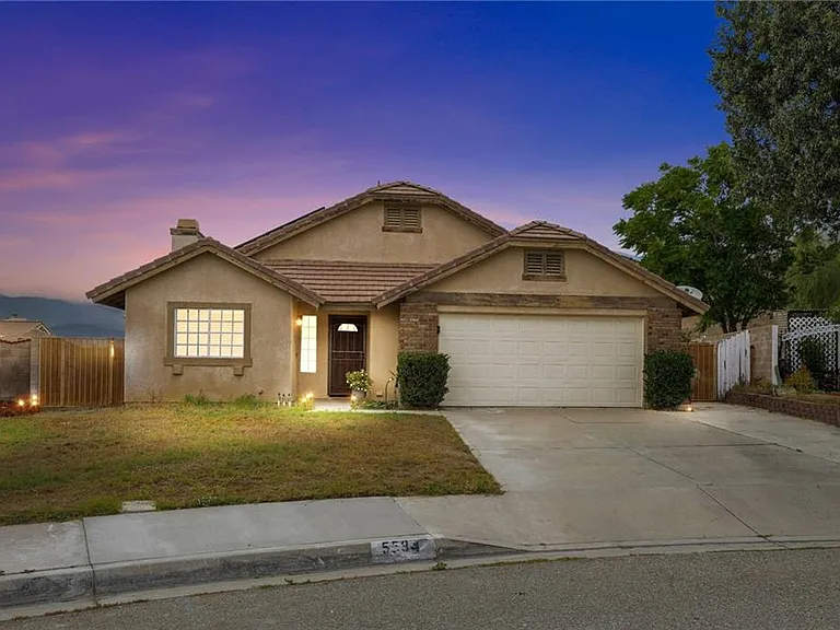 5594 Cedar Dr — Photo 1