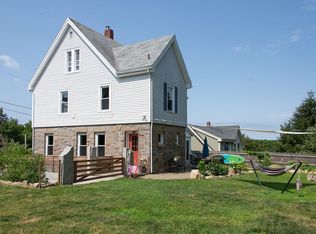 10 Seeall St, Gloucester, MA 01930