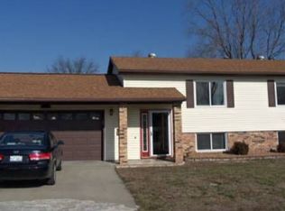 406 Columbian Dr, South Jacksonville, IL 62650