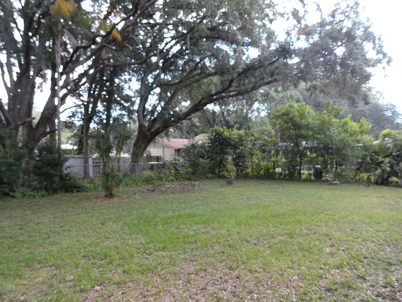 big yard  and  shaded 