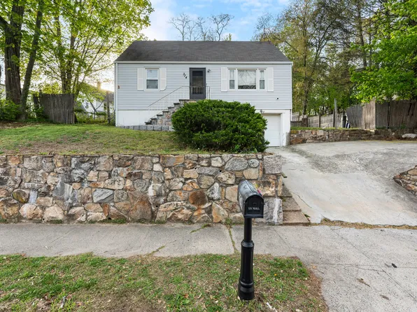 374 Vincellette Street, Bridgeport, CT 06606