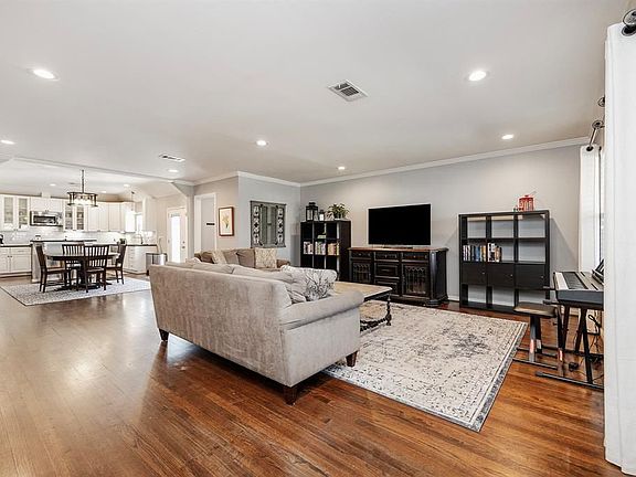 5th image of 1501 Althea Dr