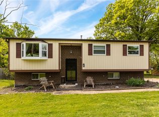 410 Roberts Rd, Pittsburgh, PA 15239