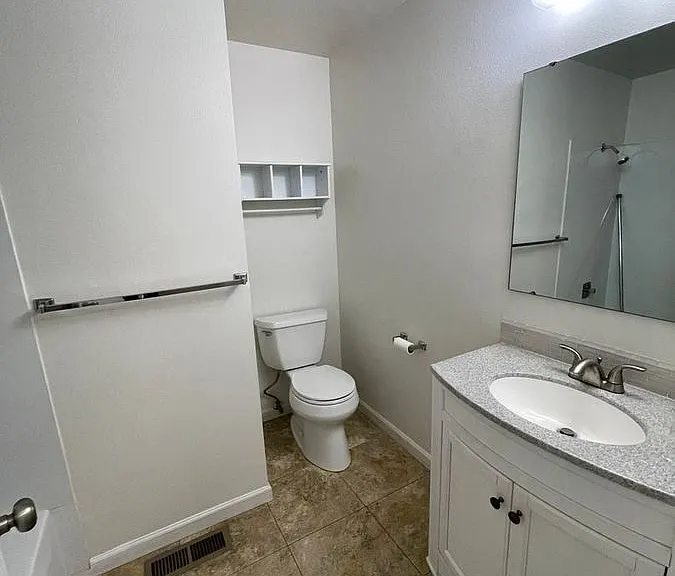 6303 142nd St SW — Photo 11