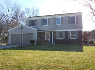 23404 Crestwood Dr, Elkhart, IN 46514