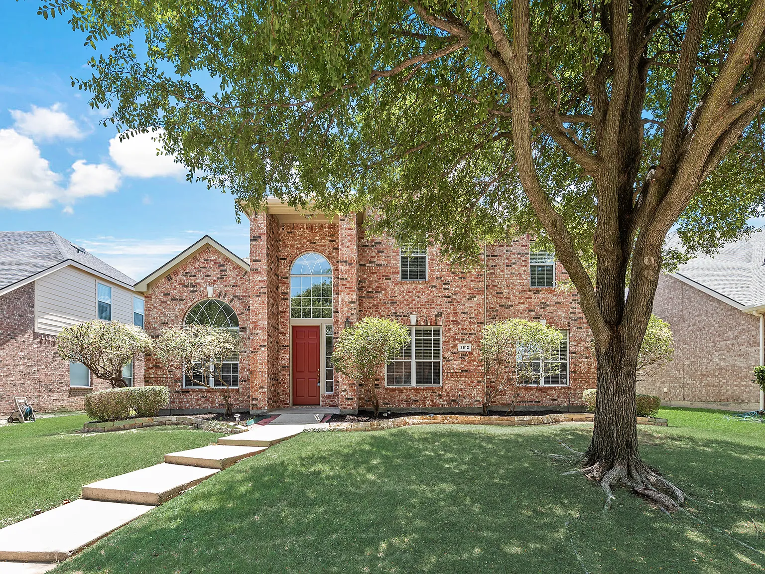 4 bed, 3054 sqft, $2,995 — Photo 3