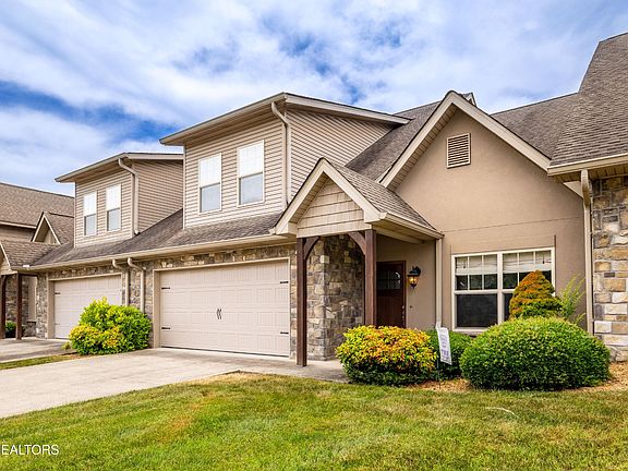 2nd image of 1205 Crestway Dr