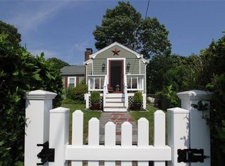 46 Keeher Ave, Newport, RI 02840