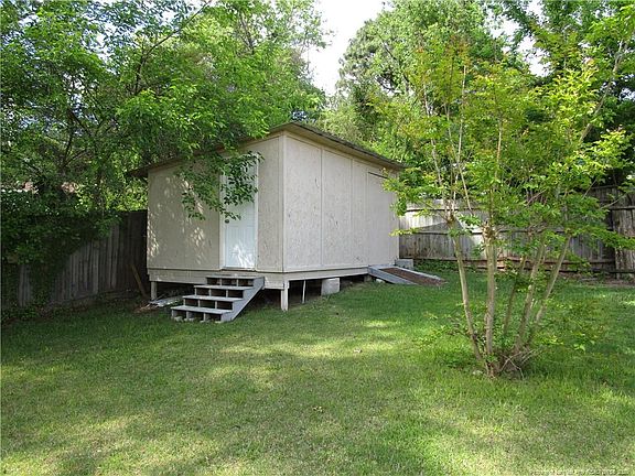 4th image of 450 Shoreline Dr