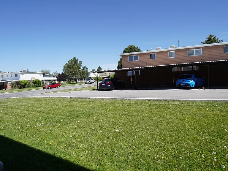 1273 E Gordon Ave — Photo 7