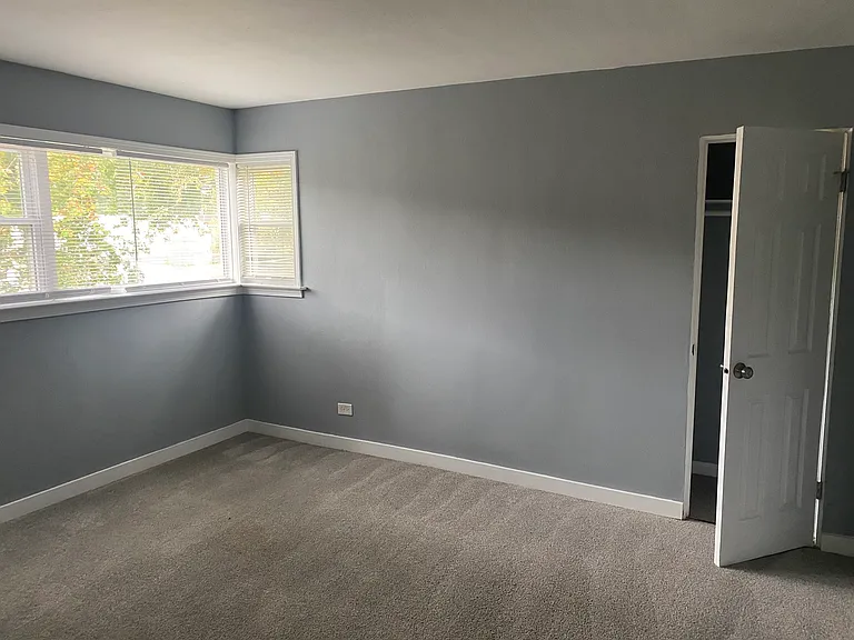 1338 Wentworth Ave #1 — Photo 12