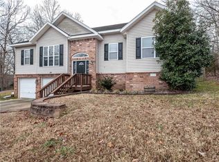 24 Harrington Dr, Bella Vista, AR 72714