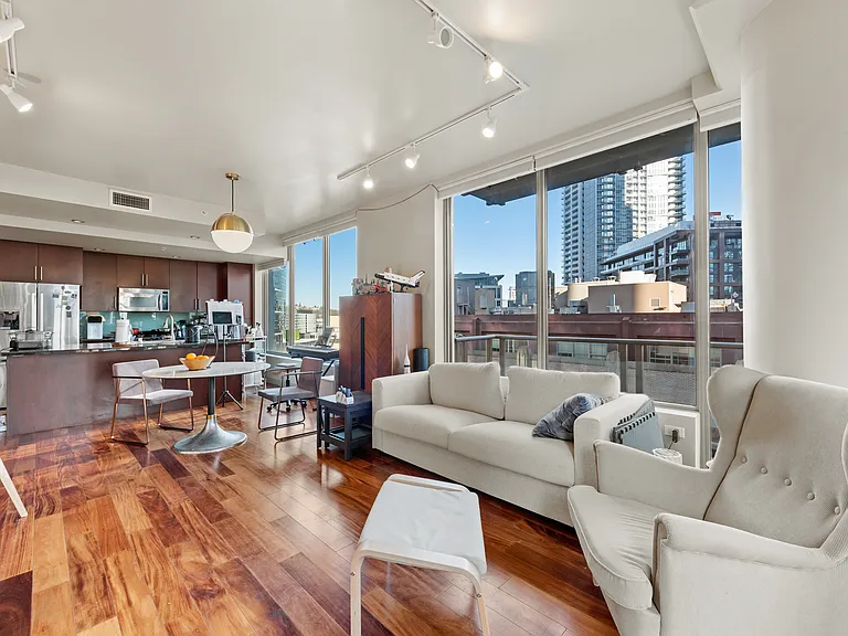 910 Lenora St #903 — Photo 5
