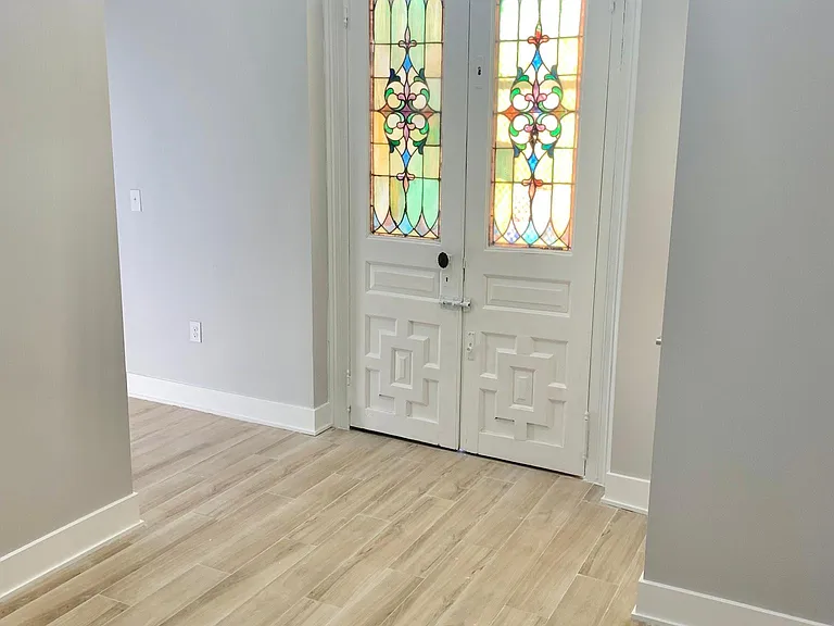 302 Richmond St #6 — Photo 9