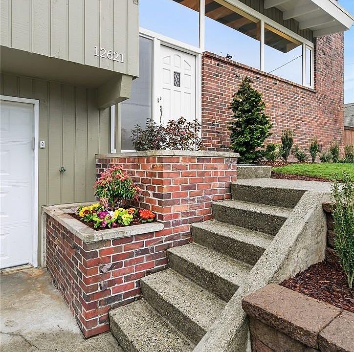 12621 SE 54th St, Bellevue, WA 98006 Zillow