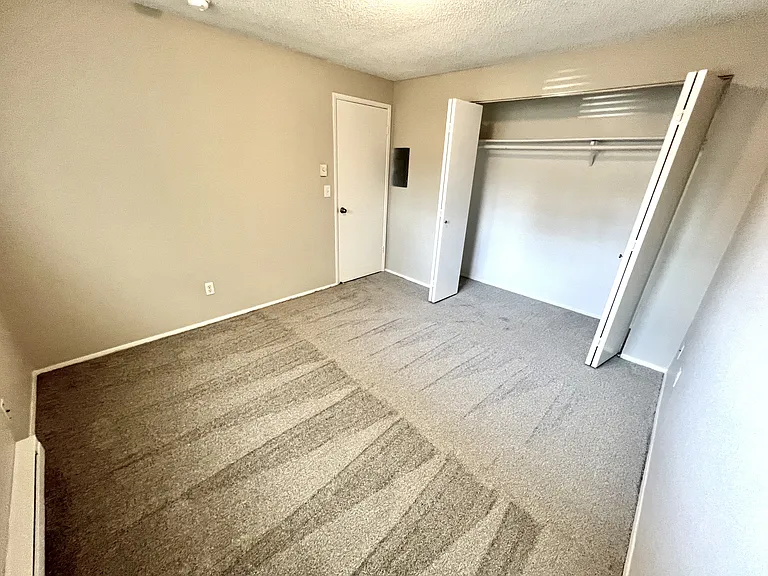 Bridgeporter Apartments — Photo 24