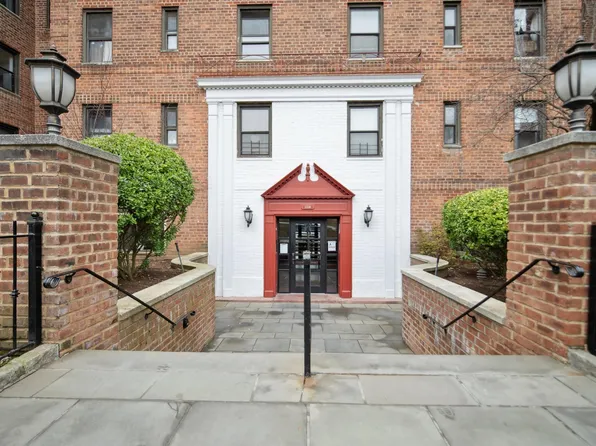 138 71st Street image 20 of 20