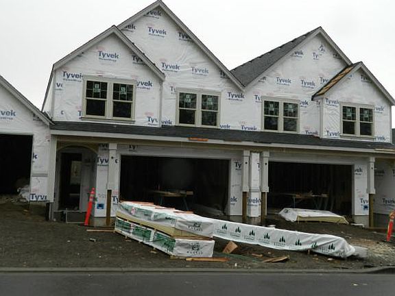 2nd image of 4213 SE 177th Ln