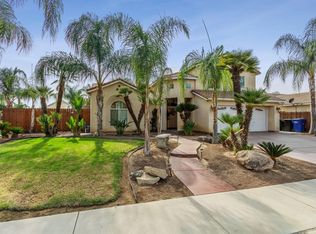 1292 Briarwood Dr, Dinuba, CA 93618